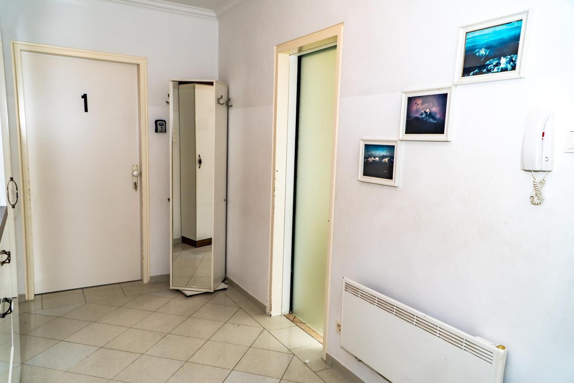 Appartamento Spacious 5 Minutes To Wiener Stadthalle *