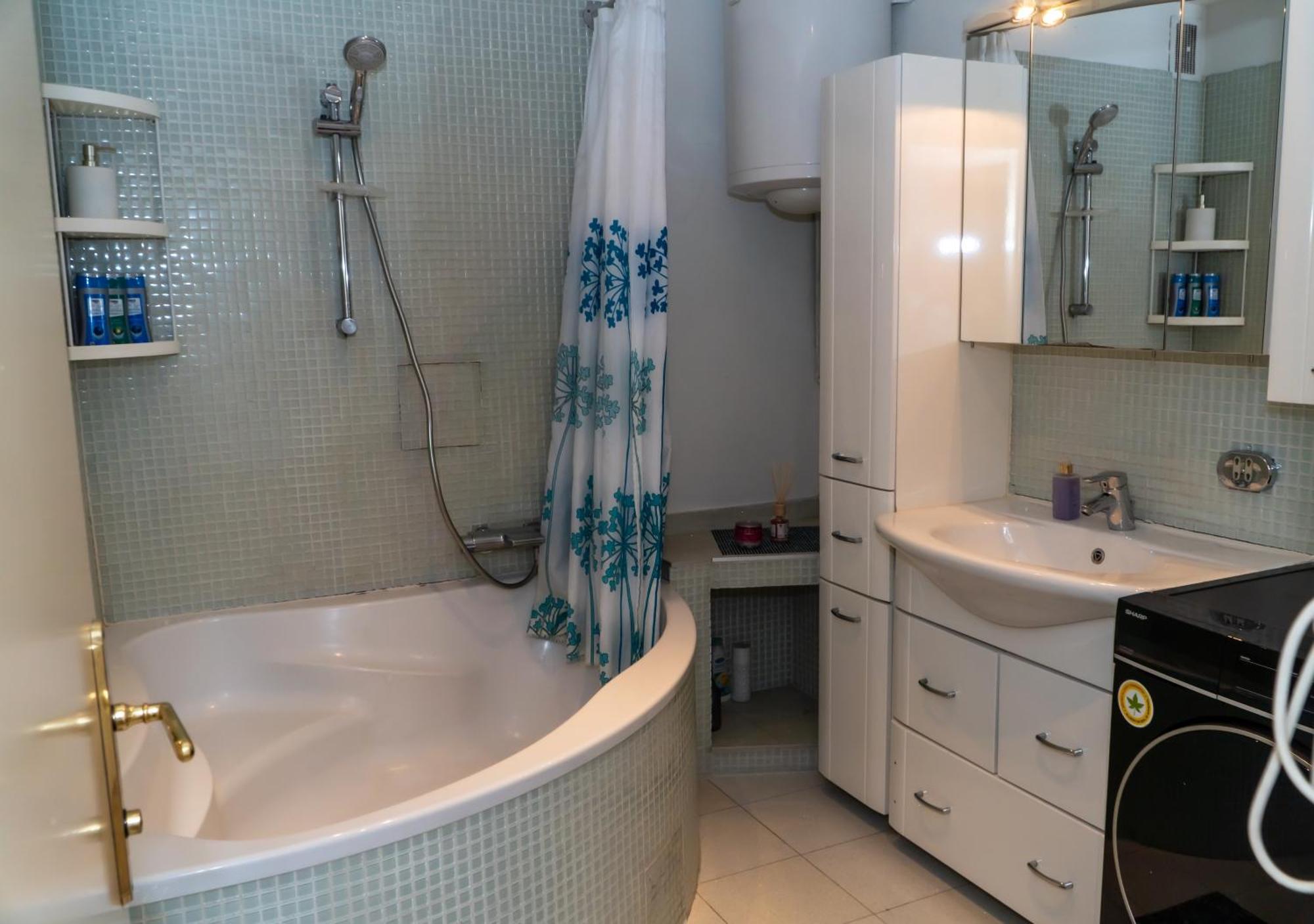 Apartament Spacious 5 Minutes To Wiener Stadthalle *